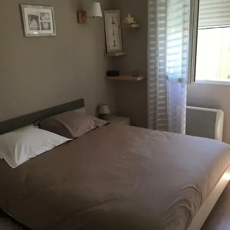 Maison *